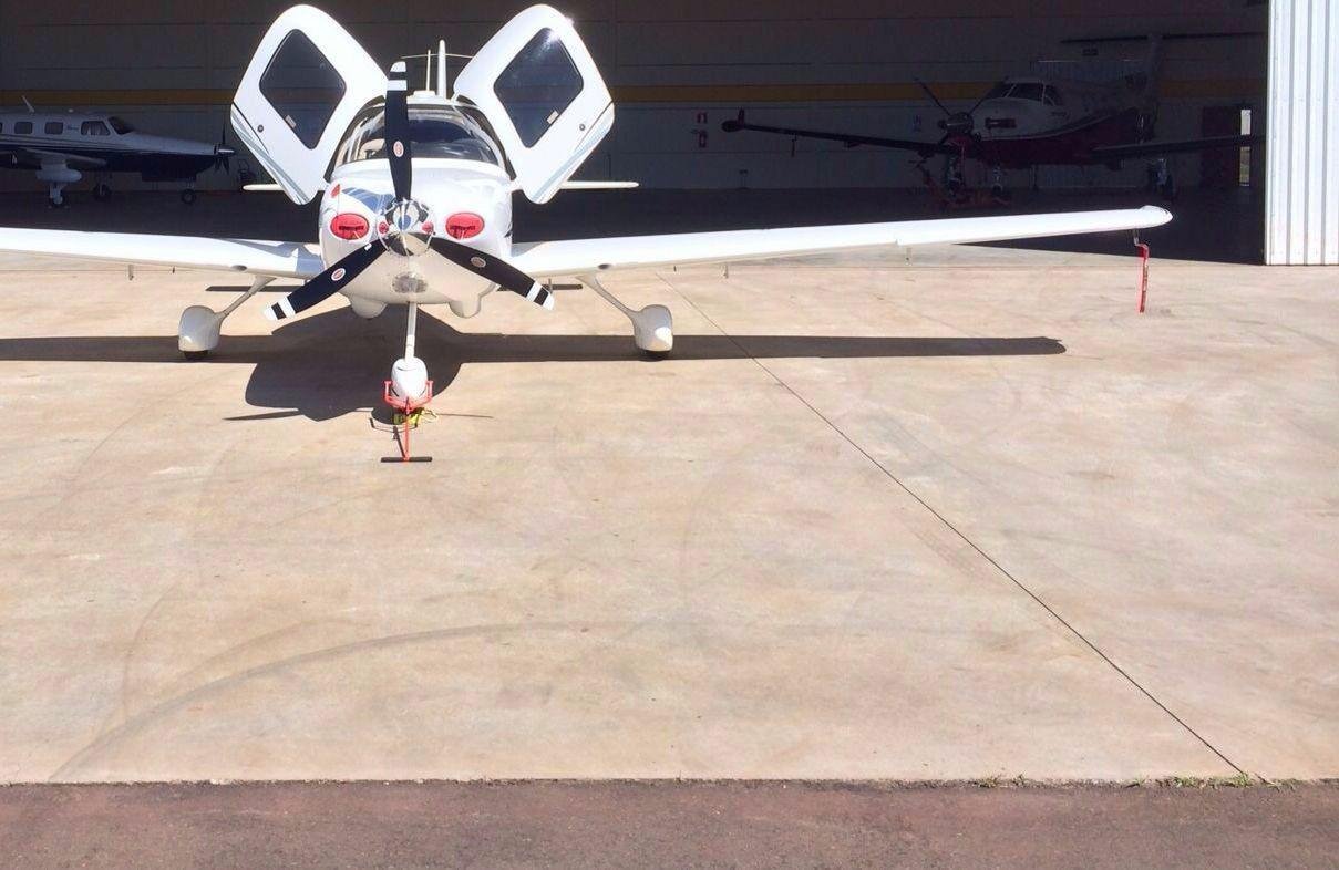 MONOMOTOR CIRRUS SR20G2#516